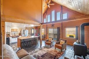 8807 S Fipsila Circle, Kirkland, AZ 86332 - Photo 11