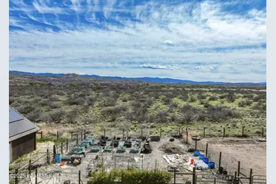 8807 S Fipsila Circle, Kirkland, AZ 86332 - Photo 3