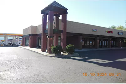 1333 Iron Springs #A Road, Prescott, AZ 86301 - Photo 1