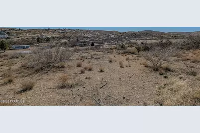 20457 E Deer Valley Lane, Mayer, AZ 86333 - Photo 19