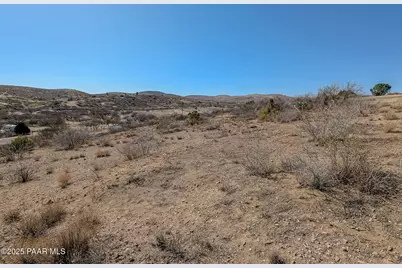 20457 E Deer Valley Lane, Mayer, AZ 86333 - Photo 9