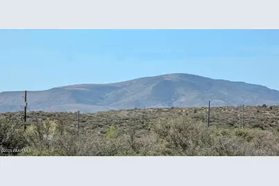 7645 W Lowell Drive, Kirkland, AZ 86332 - Photo 29