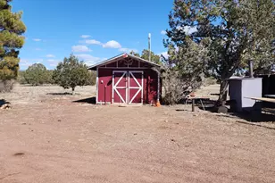 3597 Boone Trail, Ash Fork, AZ 86046 - Photo 43
