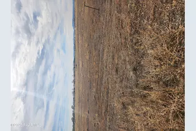 000 Champagne Lane, Paulden, AZ 86334 - Photo 1