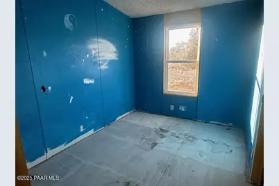 25085 Hillcrest Drive, Seligman, AZ 86337 - Photo 21