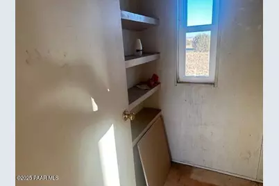 25085 Hillcrest Drive, Seligman, AZ 86337 - Photo 11