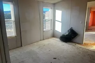 25085 Hillcrest Dr, Seligman, AZ 86337 - Photo 7