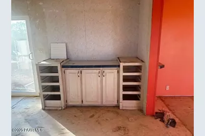 25085 Hillcrest Drive, Seligman, AZ 86337 - Photo 15