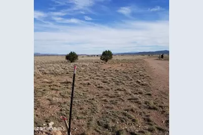 3127 W Malapai Road, Paulden, AZ 86334 - Photo 3