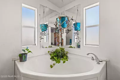 17455 E Old Cherry Rd Road, Dewey-Humboldt, AZ 86327 - Photo 11