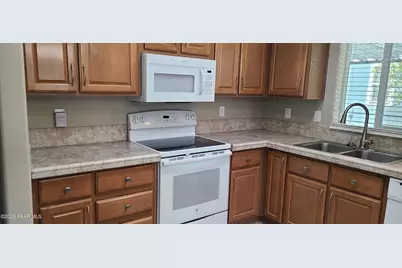 2146 Jackrabbit Drive #2146, Dewey-Humboldt, AZ 86327 - Photo 11