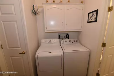 26360 Solano Drive, Seligman, AZ 86337 - Photo 17