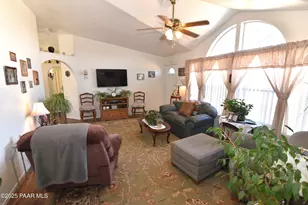 26360 Solano Dr, Seligman, AZ 86337 - Photo 11