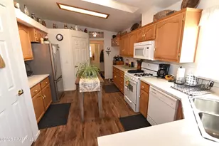 26360 Solano Dr, Seligman, AZ 86337 - Photo 13