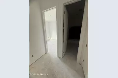 5677 E Blackburn Court, Prescott Valley, AZ 86314 - Photo 9