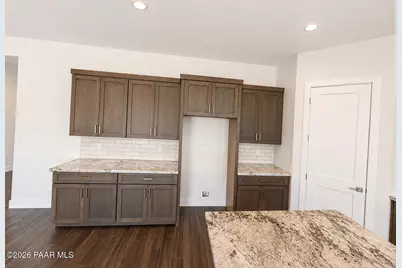 5677 E Blackburn Court, Prescott Valley, AZ 86314 - Photo 9