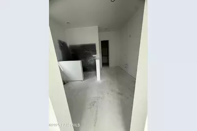 5677 E Blackburn Court, Prescott Valley, AZ 86314 - Photo 11