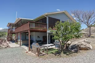 10570 W Cherry Creek Rd, Dewey-Humboldt, AZ 86327 - Photo 13