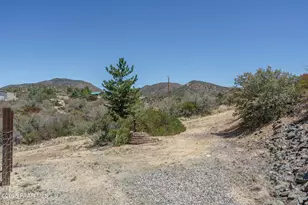 10570 W Cherry Creek Rd, Dewey-Humboldt, AZ 86327 - Photo 19