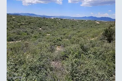 8065 W Framingham Road, Kirkland, AZ 86332 - Photo 1