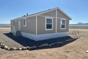 51880 N Gold Plains Rd, Seligman, AZ 86337 - Photo 13