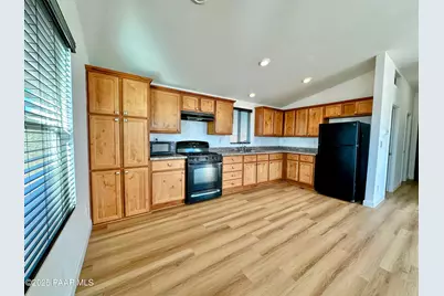 51880 N Gold Plains Road, Seligman, AZ 86337 - Photo 3