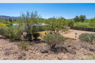 19650 E Squaw Valley Parkway, Black Canyon City, AZ 85324 - Photo 37