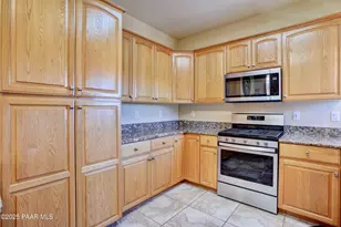 888 S Lakeview Dr, Prescott, AZ 86301 - Photo 15