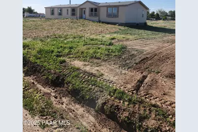 24175 N Los Angeles Street, Paulden, AZ 86334 - Photo 3