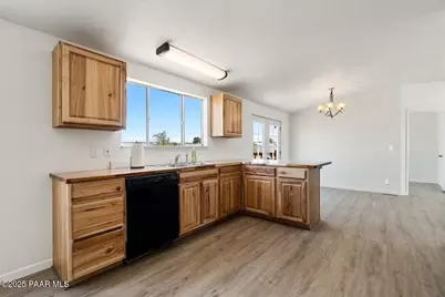 24175 N Los Angeles Street, Paulden, AZ 86334 - Photo 11