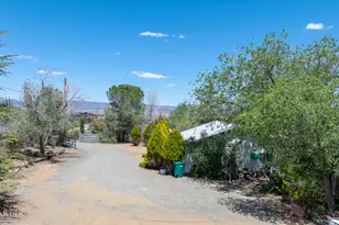 9495 E Marilyn Ln, Dewey-Humboldt, AZ 86327 - Photo 15