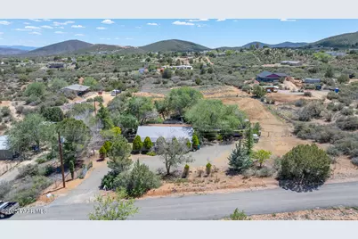 9495 E Marilyn Lane, Dewey-Humboldt, AZ 86327 - Photo 7