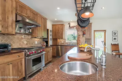 770 S Grisby Road, Skull Valley, AZ 86338 - Photo 9