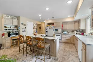 232 Eagle Crest Cir, Prescott, AZ 86301 - Photo 9