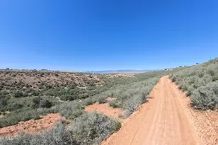 9790 E Antrim Rd, Dewey-Humboldt, AZ 86327 - Photo 1