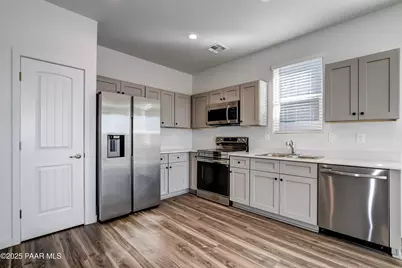 175 N Village Way #61, Dewey-Humboldt, AZ 86327 - Photo 7