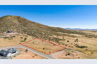 10500 E Ventura Way, Prescott Valley, AZ 86315 - Photo 9