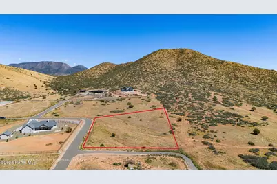 10500 E Ventura Way, Prescott Valley, AZ 86315 - Photo 13