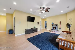 930 S Kerasi Ct, Dewey-Humboldt, AZ 86327 - Photo 35