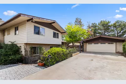 707 Apache Drive, Dewey-Humboldt, AZ 86327 - Photo 1