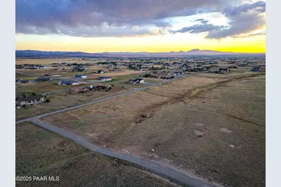 10798 E Dawn To Milky Way, Prescott Valley, AZ 86315 - Photo 7