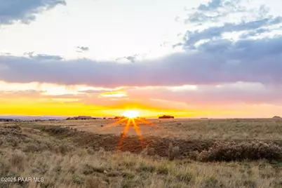 10798 E Dawn To Milky Way, Prescott Valley, AZ 86315 - Photo 21