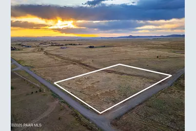 10798 E Dawn To Milky Way, Prescott Valley, AZ 86315 - Photo 3