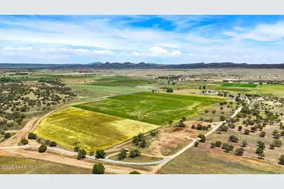 10825 W Strickland Wash Road, Prescott, AZ 86305 - Photo 1