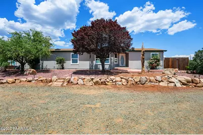 1100 Summer Sweet Lane, Dewey-Humboldt, AZ 86327 - Photo 1