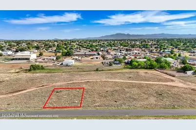 8517 E Roundup Drive, Prescott Valley, AZ 86314 - Photo 1