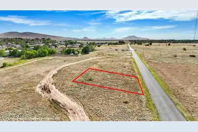 8517 E Roundup Drive, Prescott Valley, AZ 86314 - Photo 3