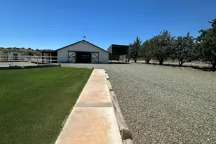 13502 S Burton Rd, Mayer, AZ 86333 - Photo 7