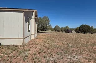42650 N Wayne Rd, Ash Fork, AZ 86320 - Photo 5
