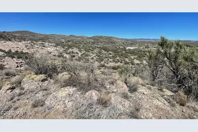 1 S Surefire Road, Kirkland, AZ 86332 - Photo 3